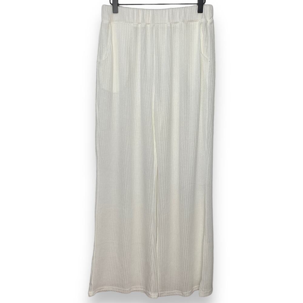 3/$20 Boutique women's white ribbed knit wide leg lounge pants Large